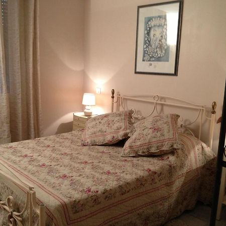Les Locs De Marie Apartment Sainte-Maxime Bagian luar foto